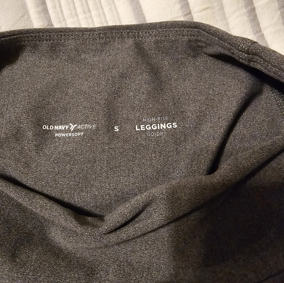Old Navy Active power soft go dry high rise gray leggings size S Small - Picture 7 of 8